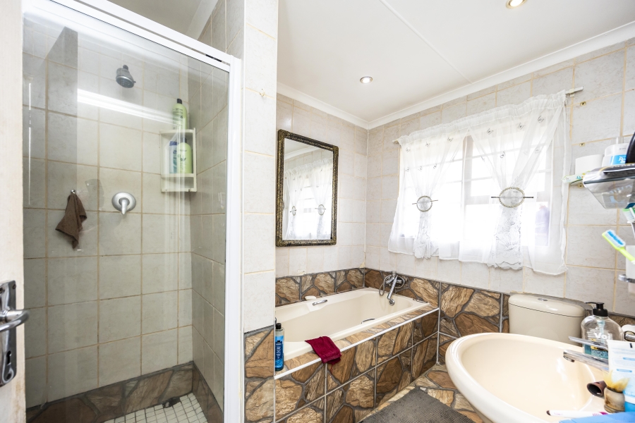 9 Bedroom Property for Sale in Rosedale Park Eastern Cape